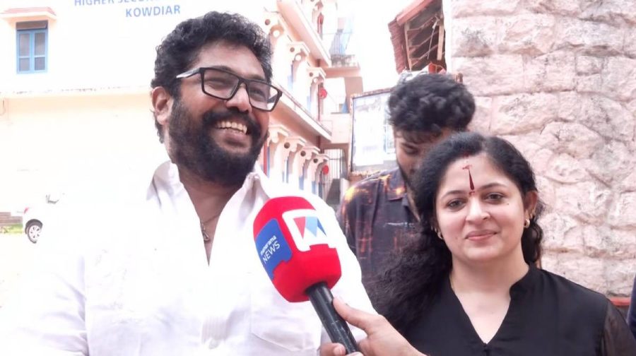 shaji-kailas-vote-smile