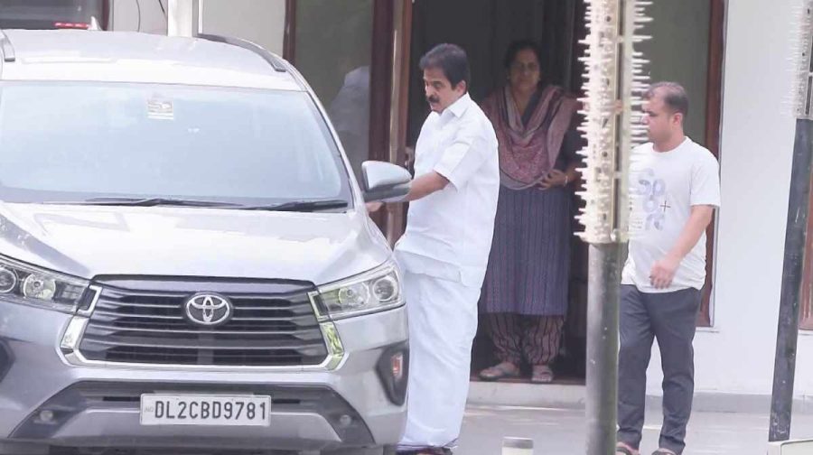 kc-venugopal-meets-rahul-gandhi