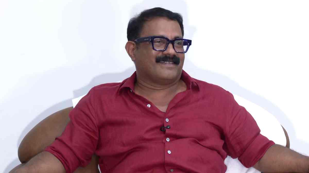 km-shaji-car