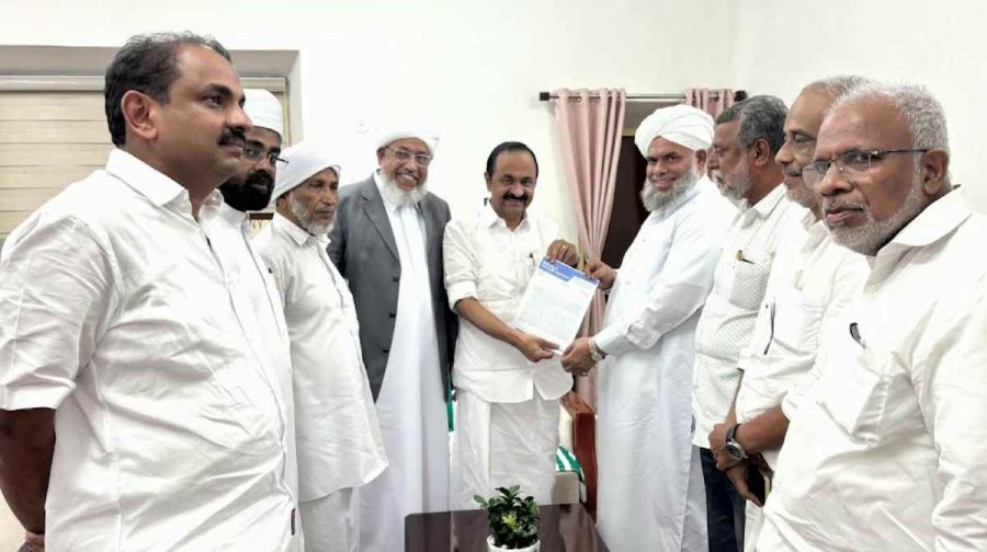 kanthapuram-statement-controversy-ap-sunni-leaders-meet-cm