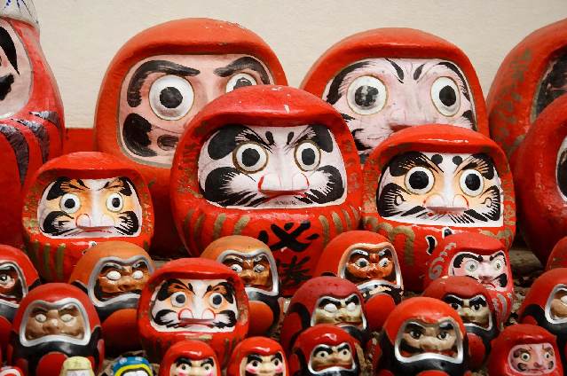 daruma-dol