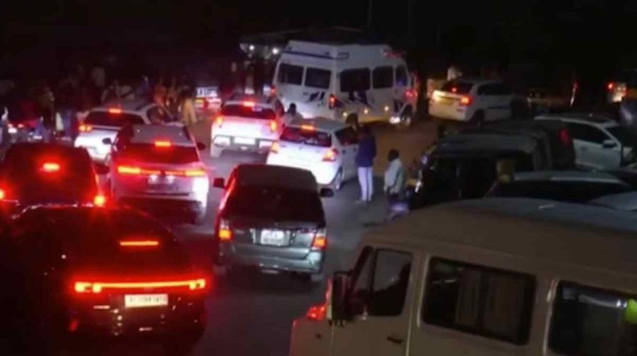 munnar-traffic-congesion