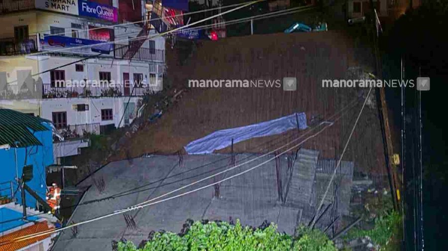 building-collapsed-idukki