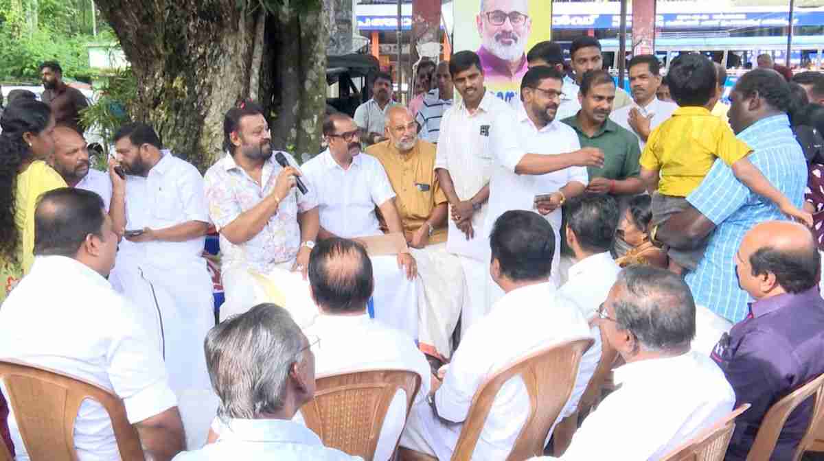 suresh-gopi-house-assistance