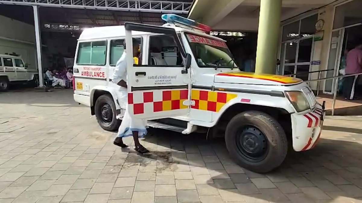 ambulance-03