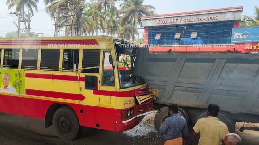 ksrtc-eramalloor-accident-1