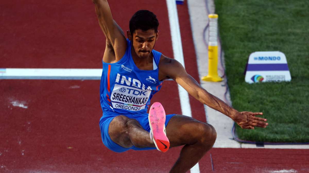 sreeshankar-wins-gold