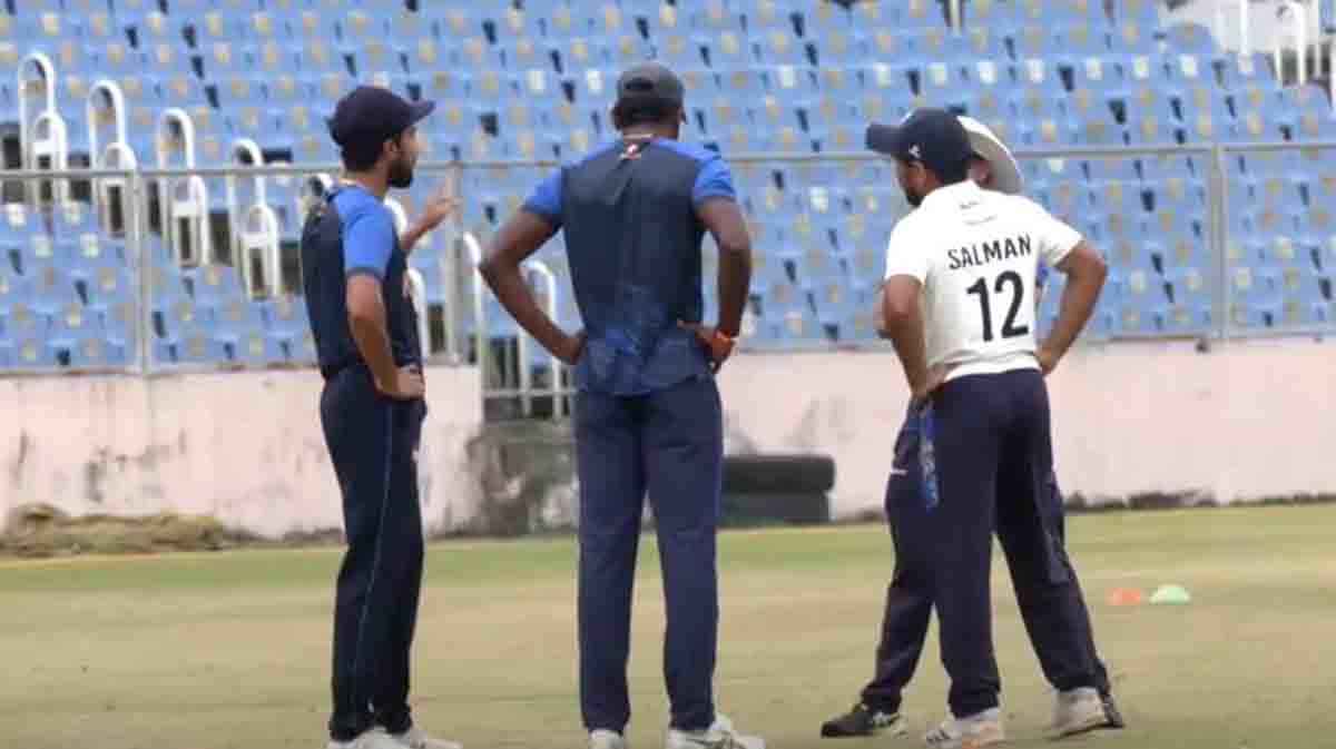 രഞ്ജി ട്രോഫിക്ക് പുതിയ തുടക്കം; സഞ്ജു ടീമിൽ; കേരളത്തെ മുഹമ്മദ് അസറുദ്ദീൻ നയിക്കും