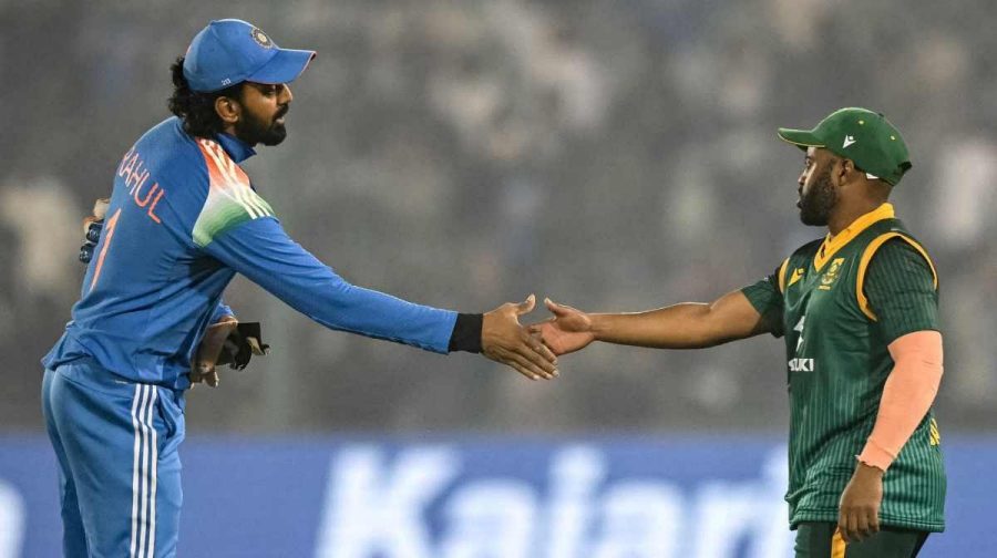 india-opts-bowling-visakhapattanam