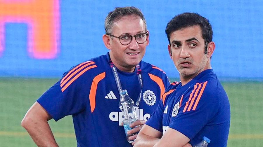 ഗംഭീറും മുഖ്യ സിലക്ടറായ അജിത് അഗാര്‍ക്കറും ( Image Credit: PTI)