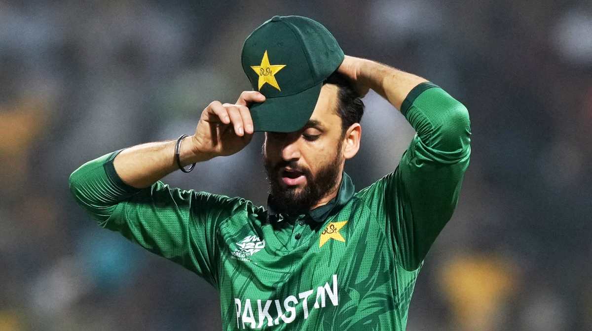Pakistan's captain Salman Ali Agha reacts in the field during the T20 World Cup cricket match between Pakistan and Sri Lanka in Pallekele, Sri Lanka, Saturday, Feb. 28, 2026. AP Photo/PTI(AP02_28_2026_000604A)