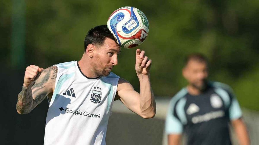 Argentina's forward #10 Lionel Messi heads the ball in a training session during the 2026 World Cup football tournament at Sporting KC Training Centre in Kansas City on June 24, 2026. (Photo by JUAN MABROMATA / AFP)