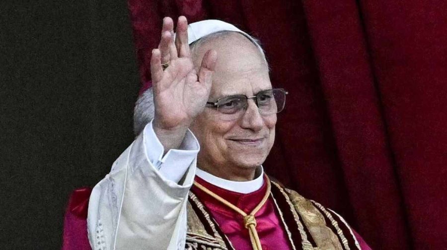 pope-football