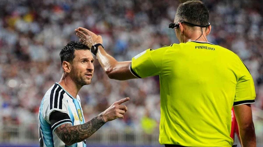 messi-referre
