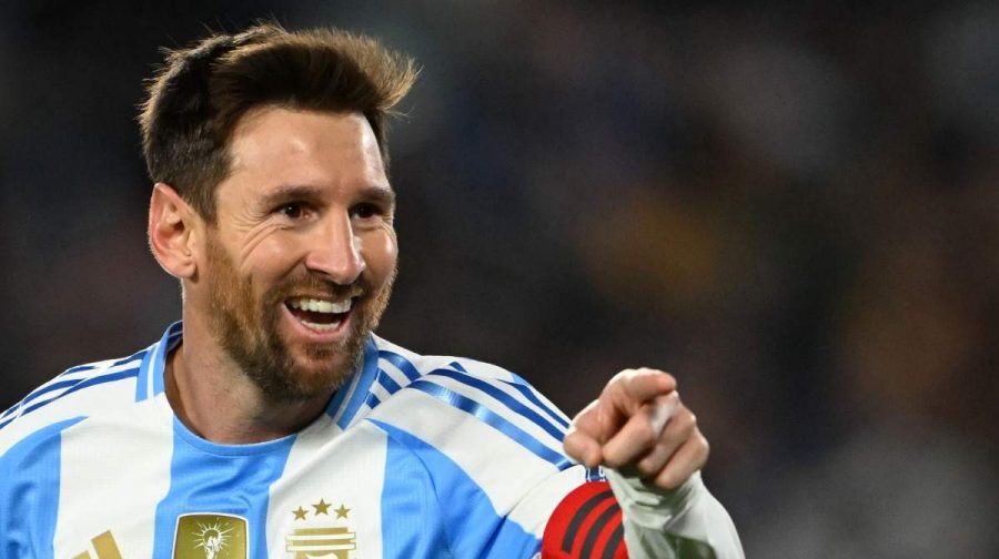 Argentina's forward #10 Lionel Messi celebrates after scoring his second goal during the 2026 FIFA World Cup South American qualifiers football match between Argentina and Venezuela at the Mas Monumental stadium in Buenos Aires on September 4, 2025. (Photo by Luis ROBAYO / AFP)