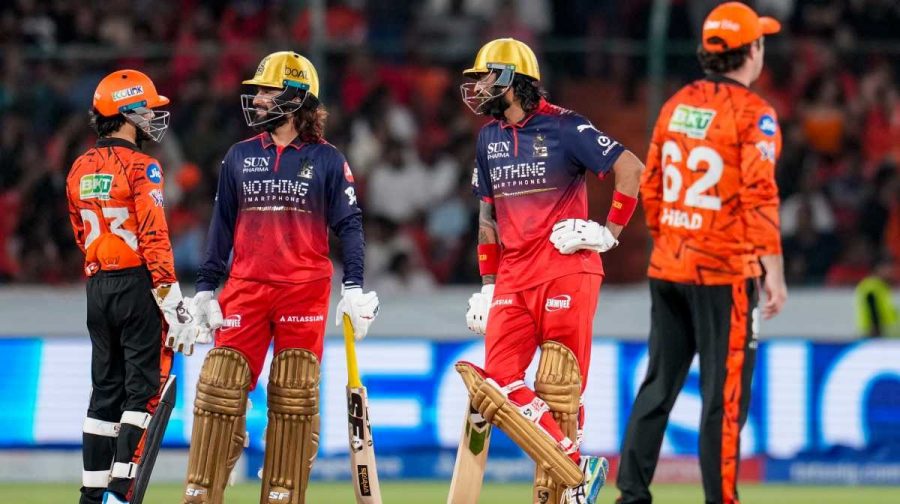 Hyderabad: Royal Challengers Bengaluru's captain Rajat Patidar, second left, and Krunal Pandya during the Indian Premier League (IPL) 2026 T20 cricket match between Sunrisers Hyderabad and Royal Challengers Bengaluru, in Hyderabad, Telangana, Friday, May 22, 2026. (PTI Photo/Salman Ali)(PTI05_22_2026_000568A) *** Local Caption *** 
