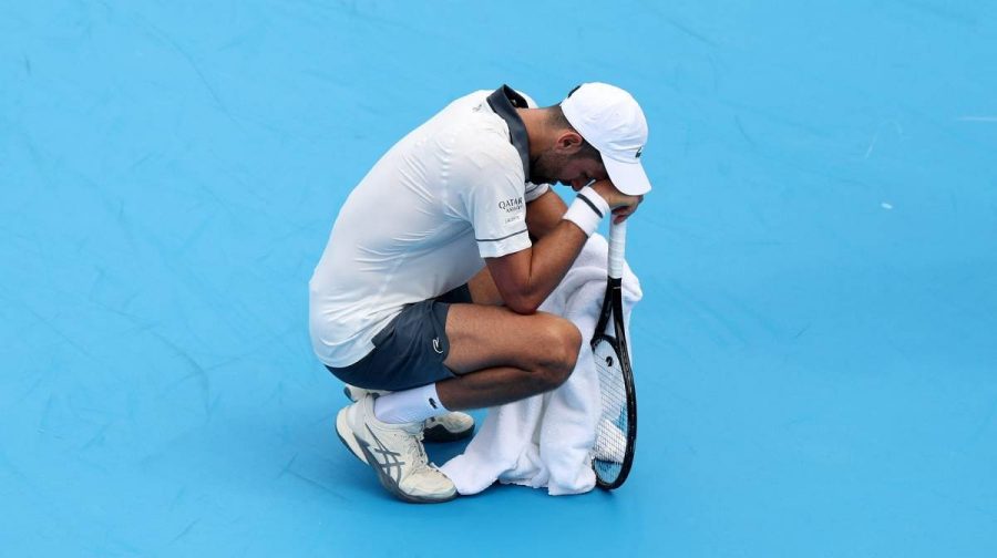 Novak Djokovic during match against Thiago Agustn Tirante on day five of the Cincinnati Open (Photo by Emilee Chinn / GETTY IMAGES NORTH AMERICA / via AFP)