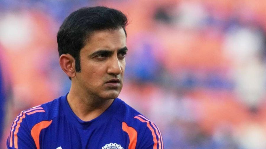 srikkanth-against-gambhir-on-axar-exclusion