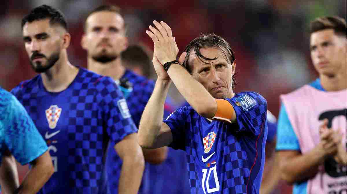 TORONTO, ONTARIO - JULY 02: Luka Modric #10 of Croatia acknowledges the fans after a 1-2 loss during the FIFA World Cup 2026 Round of 32 match between Portugal and Croatia at Toronto Stadium on July 02, 2026 in Toronto, Ontario.   Justin Setterfield/Getty Images/AFP (Photo by Justin Setterfield / GETTY IMAGES NORTH AMERICA / Getty Images via AFP)