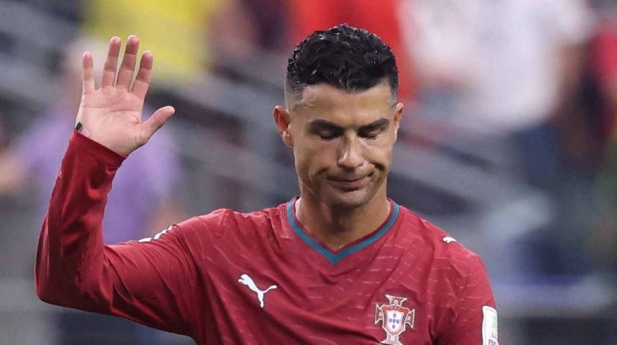 Portugal's forward #07 Cristiano Ronaldo waves to fans after losing the 2026 World Cup round of 16 football match between Portugal and Spain at the Dallas Stadium in Arlington on July 6, 2026. (Photo by Thomas COEX / AFP)