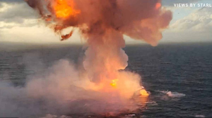 This screengrab made from a SpaceX live feed shows the expected explosion of SpaceX's Starship 39 rocket as it lands in the Indian Ocean after it launched from Starbase during the 12th test flight on May 22, 2026. Elon Musk's SpaceX on May 22 launched its latest Starship, sending the mammoth rocket soaring into the Texas skies after its initial attempt was scrubbed due to technical issues. The Starship spacecraft and Super Heavy rocket booster appeared to separate as expected, but the company's spokesperson Dan Huot said on the livestream that the booster did not complete a burn necessary to steer itself to a controlled landing, meaning it likely can't make a precision touchdown as hoped. (Photo by SPACEX / AFP) / RESTRICTED TO EDITORIAL USE - MANDATORY CREDIT "AFP PHOTO / SPACEX " - HANDOUT - NO MARKETING NO ADVERTISING CAMPAIGNS - DISTRIBUTED AS A SERVICE TO CLIENTS