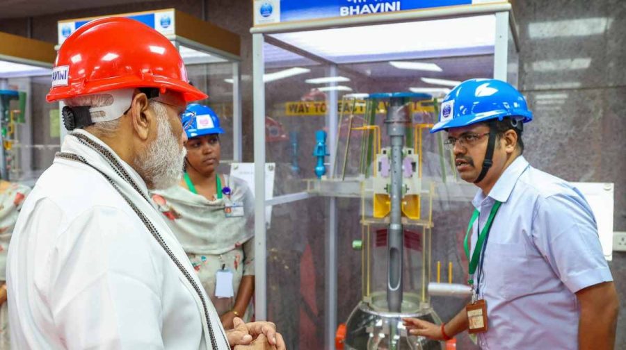 **EDS: IMAGE VIA PMO** Kalpakkam: Prime Minister Narendra Modi witnesses initiation of core loading of India s indigenous Prototype Fast Breeder Reactor, at Kalpakkam in Tamil Nadu, Monday, March 4, 2024. (PTI Photo) (PTI03_04_2024_000231B)
