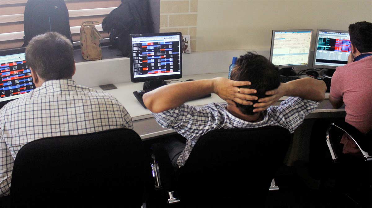 share-broker-monitor-reacts