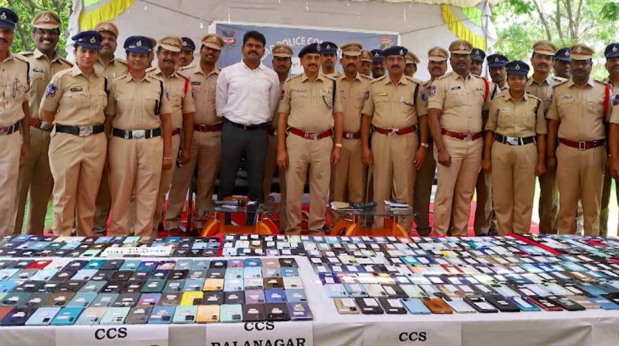 hyderabad-police-recovers-lost-phones-worth-3-crore-ceir-initiative