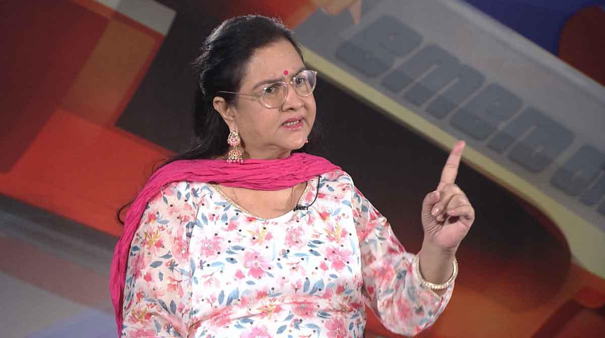 urvashi-nere-chovve-fans