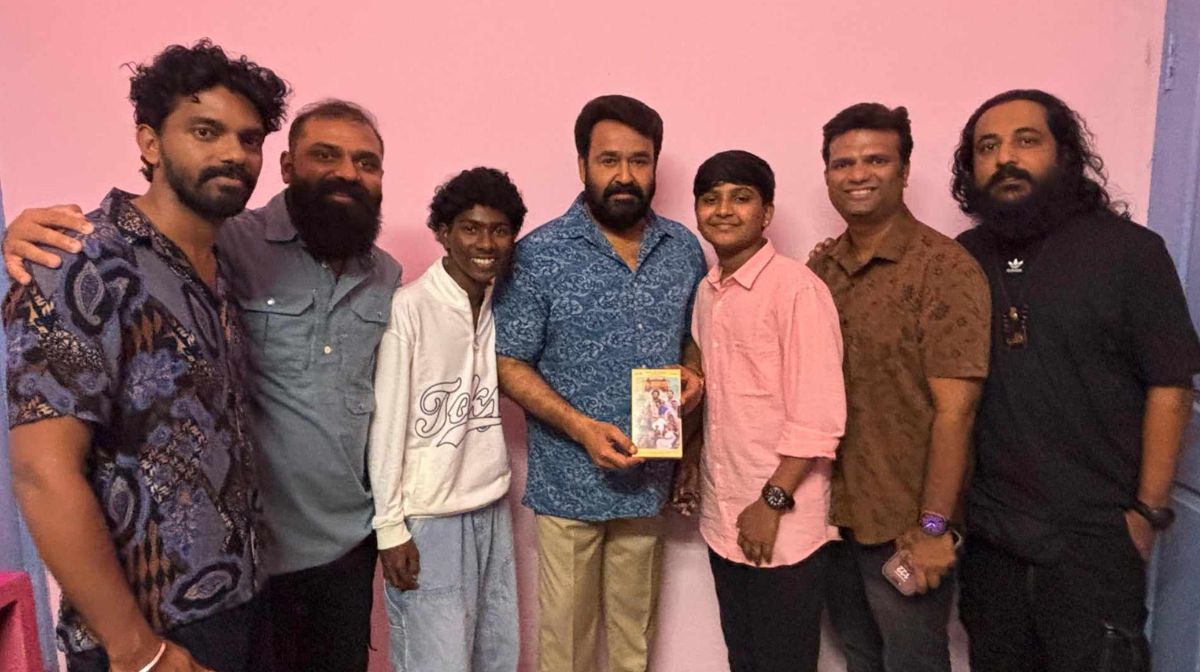 ഹോമിയോയെയും ആയുര്‍വേദത്തെയും തഴഞ്ഞതെന്തിന്? സര്‍ക്കാരിനെതിരെ ഡോ. ബിജു പൊതുജനാരോഗ്യ നിയമത്തിൽ കാലാനുസൃത മാറ്റങ്ങള്‍ വരുത്തി വ്യവസ്ഥ രൂപീകരിക്കാനായി രൂപീകരിച്ച ആരോഗ്യ വകുപ്പിന്‍റെ പ്രത്യേക സമിതിയില്‍ നിന്ന് ഹോമിയോ, ആയുര്‍വേദം എന്നിവയെ തഴഞ്ഞതിനെതിരെ - 1