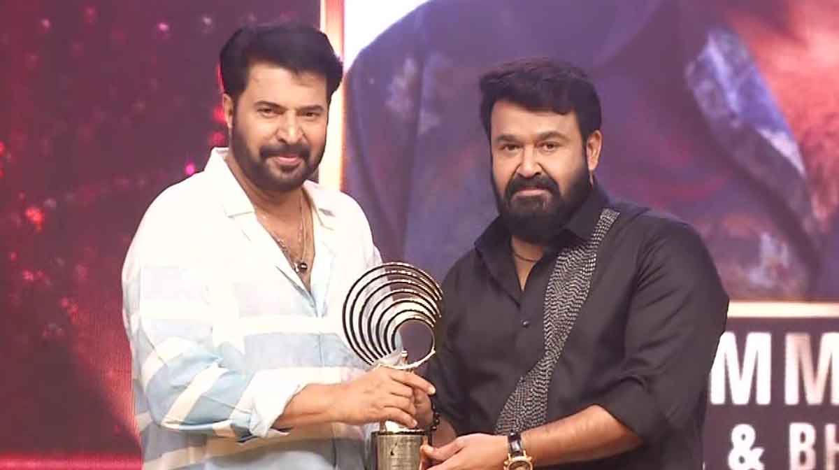 mazhavil-manorama-mammooty-award