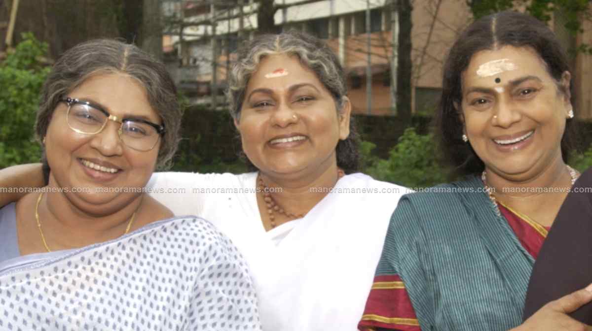 kaviyuoor-ponnamma-kpac-lalitha-sukumari