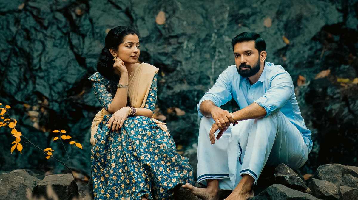 renuka-vijayakumars-new-song-madhura-nombaram