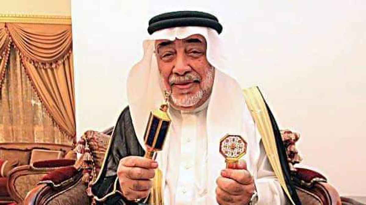 kaaba-care-taker kaaba-care-taker