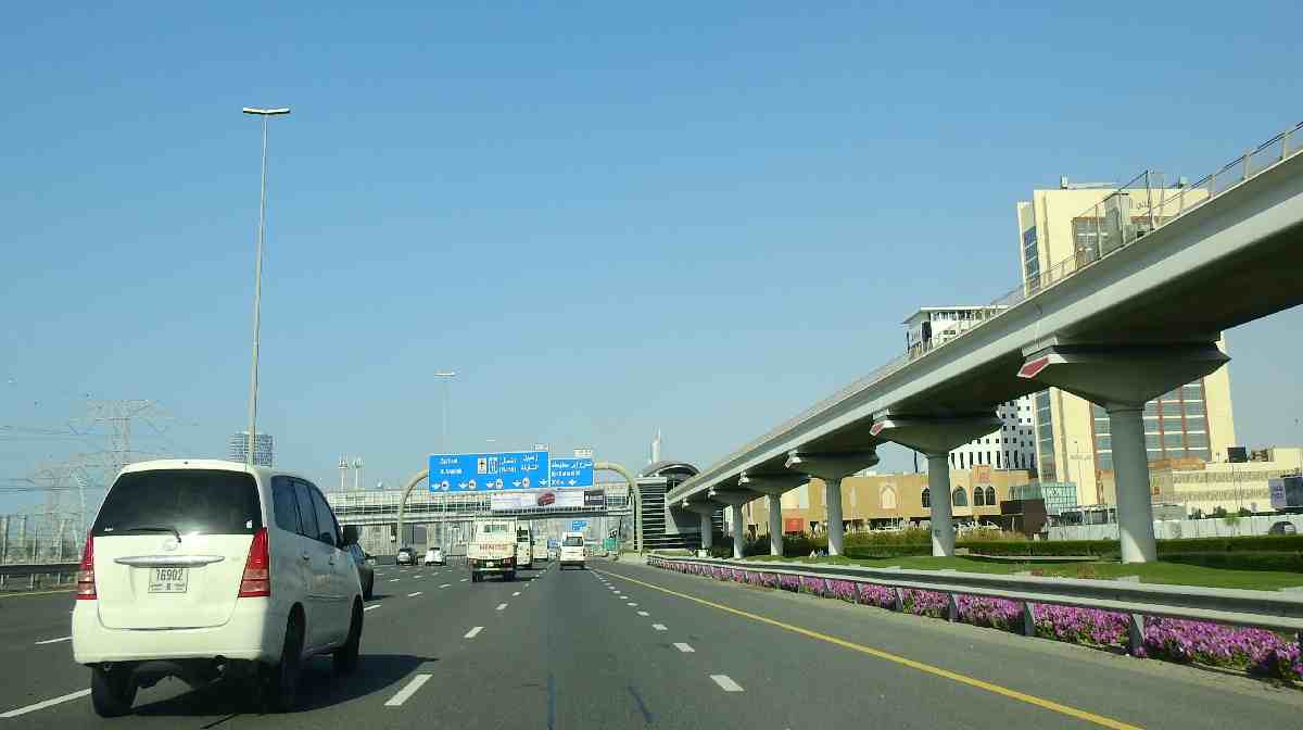 dubai-traffic