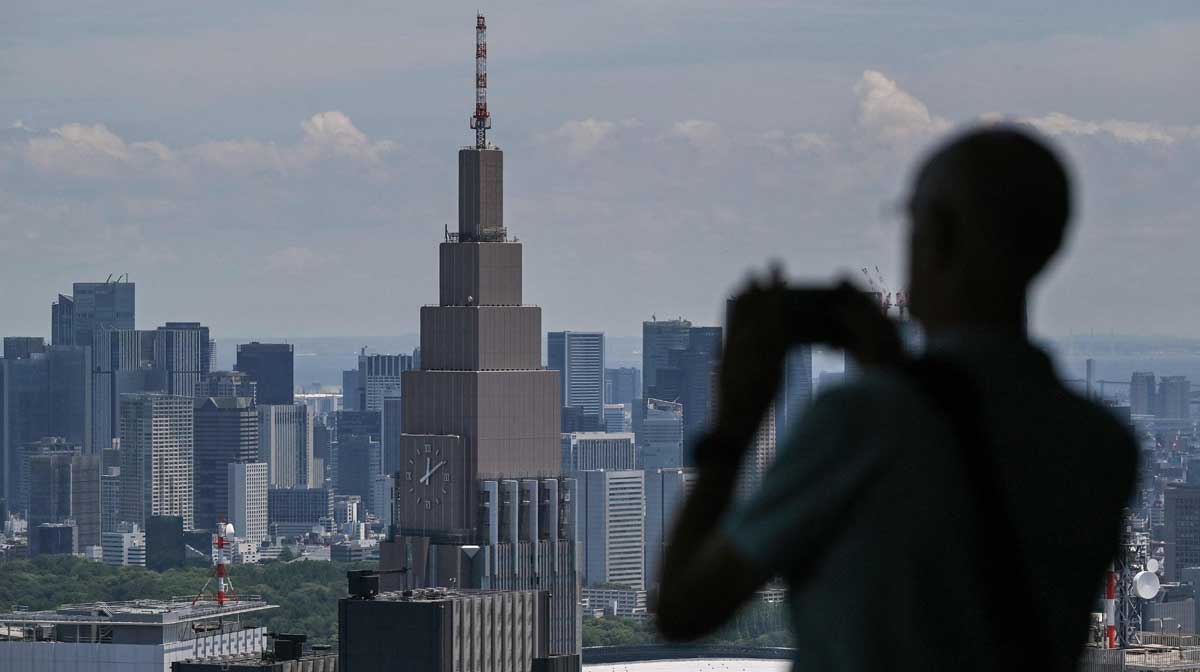 JAPAN-ECONOMY-PROPERTY-TOURISM