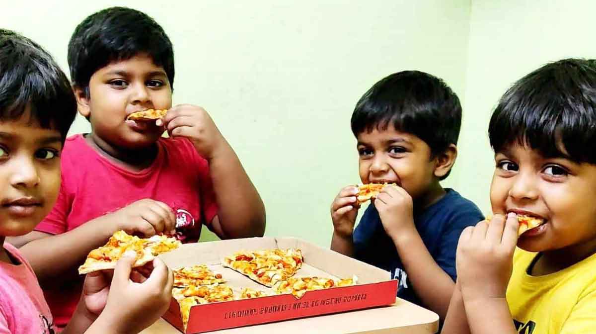 children-pizza AI Generated Image
