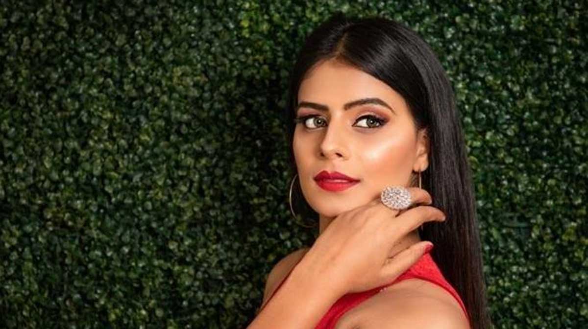 Image:facebook/shobhitha