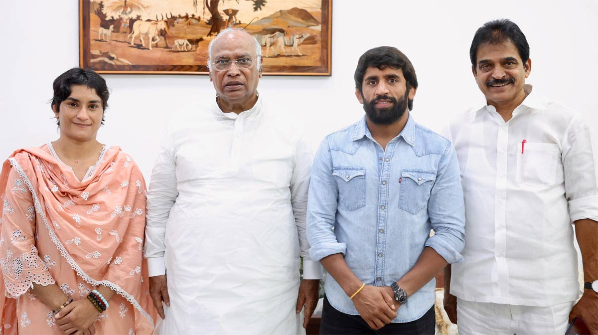 vinesh-bajrang-punia-2