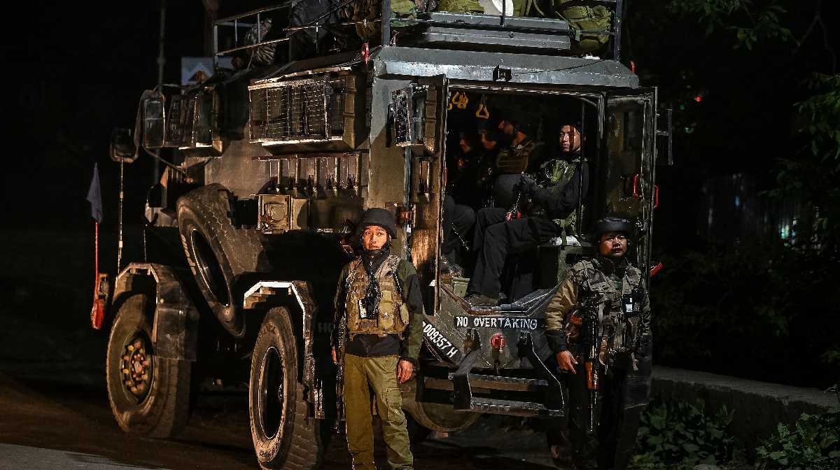 ഭീകരാക്രമണം നടന്ന പഹല്‍ഗാമില്‍ കാവല്‍ നില്‍ക്കുന്ന ഇന്ത്യന്‍ സേന. Photo by Tauseef MUSTAFA / AFP