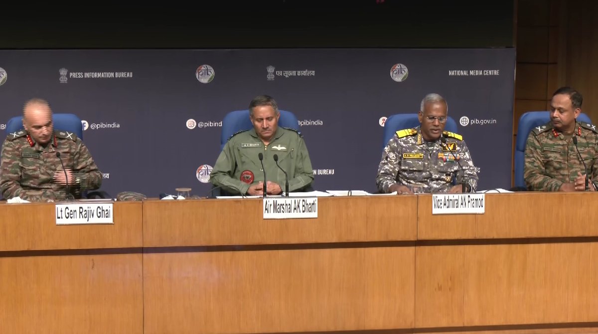 army-press-meet