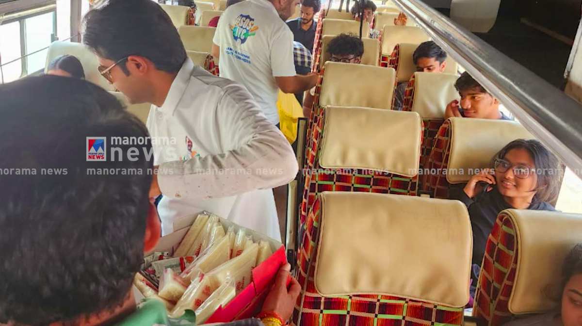 baramulla-students-rescued-kashmir-to-delhi-return