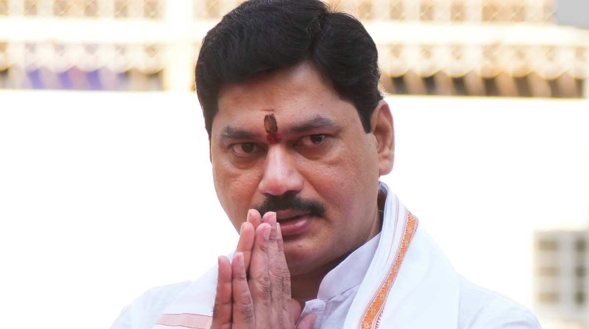 dhananjay-munde-resigns