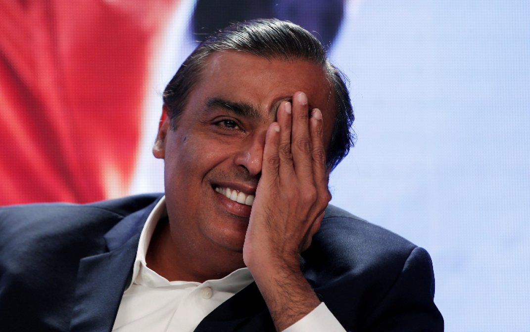 Mukesh Ambani, chairman and managing firector of Reliance Industries, gestures as he answers a question during a media interaction in New Delhi, India, June 15, 2017. REUTERS/Adnan Abid