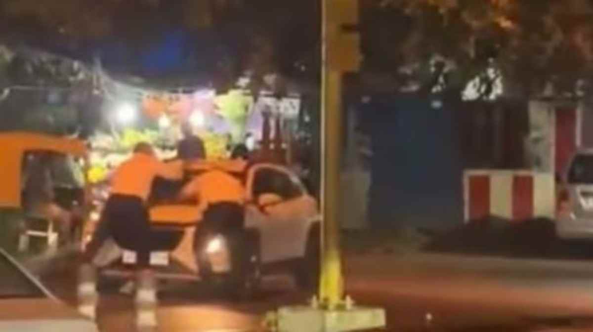car-traffic-police