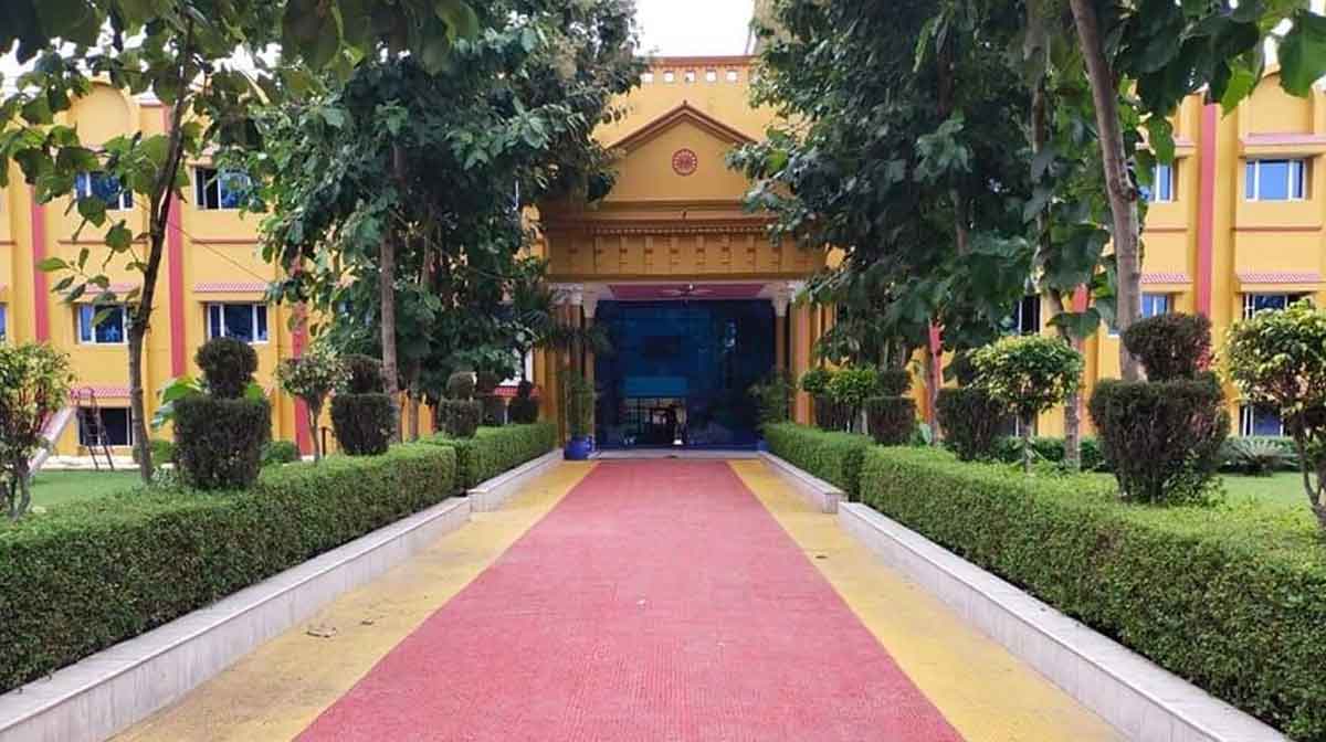 hilton-school-amroha image: facebook.com/p/Hilton-Convent-School-