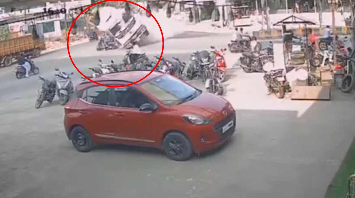 pune-cement-truck-accident