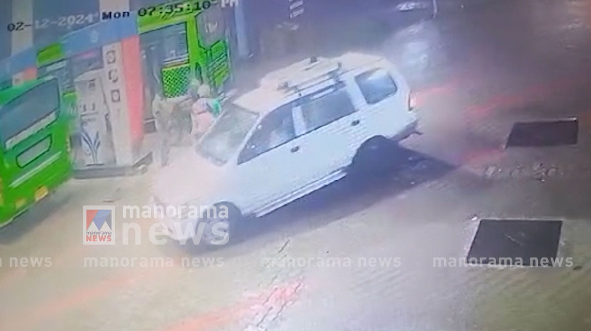alappuzha-car-cctv-2