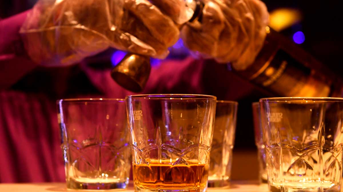 INDIA-HEALTH-VIRUS-ECONOMY