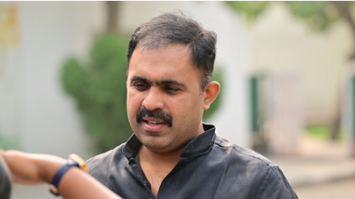 Akhil Marar will give money to CMDRF, Campaign Against cmdrf: Will the case survive if it goes to court?, wayanad landslide today live updates, mundakai landslide, chooralmala landslide, rescue ops, rescue operations, military help, chooralmala, meppadi, - 1